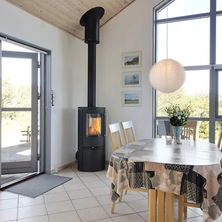Lothen - 500m From The Sea By Interhome Feriehus *