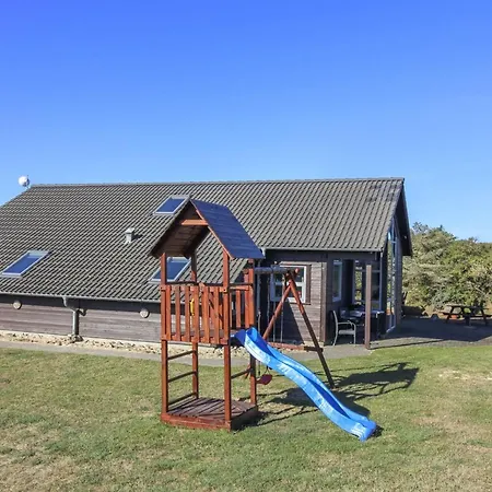 Lothen - 500m From The Sea By Interhome *